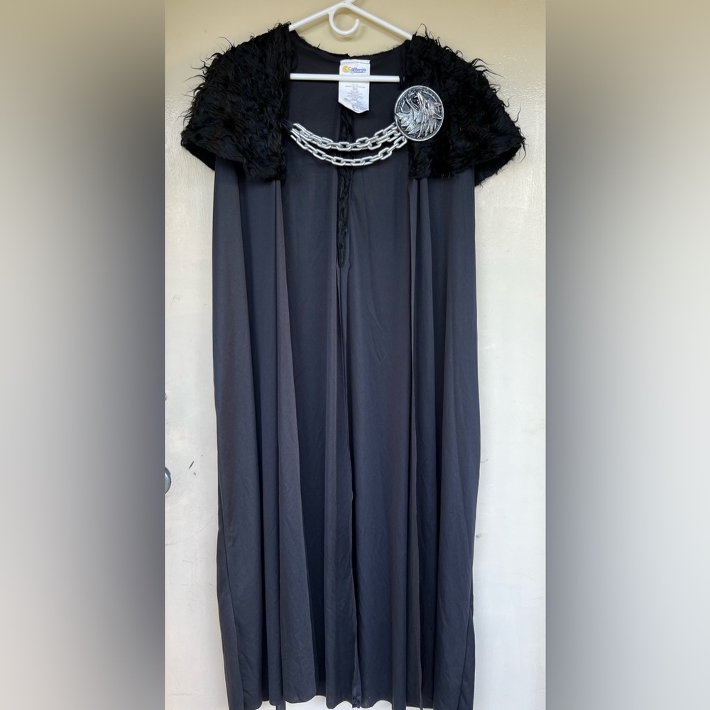 California Costumes Black Cape and mask Size M/L